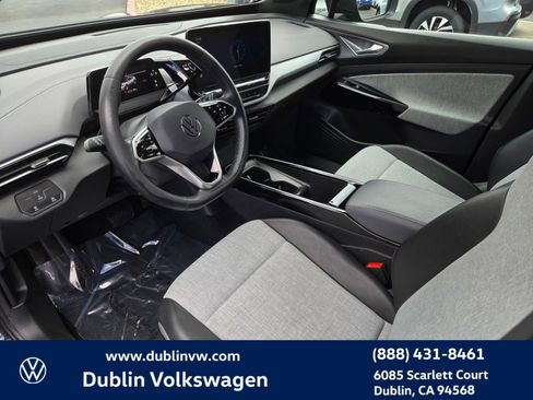 Used 2023 Volkswagen ID.4 Pro RWD image 9