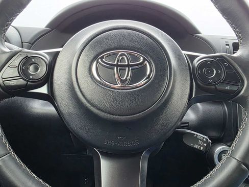 Used 2023 Toyota GR86 w/ ALL Weather Mat Package (TMS) RWD image 18
