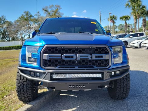 Used 2018 Ford F150 Raptor w/ Equipment Group 802A Luxury image 4