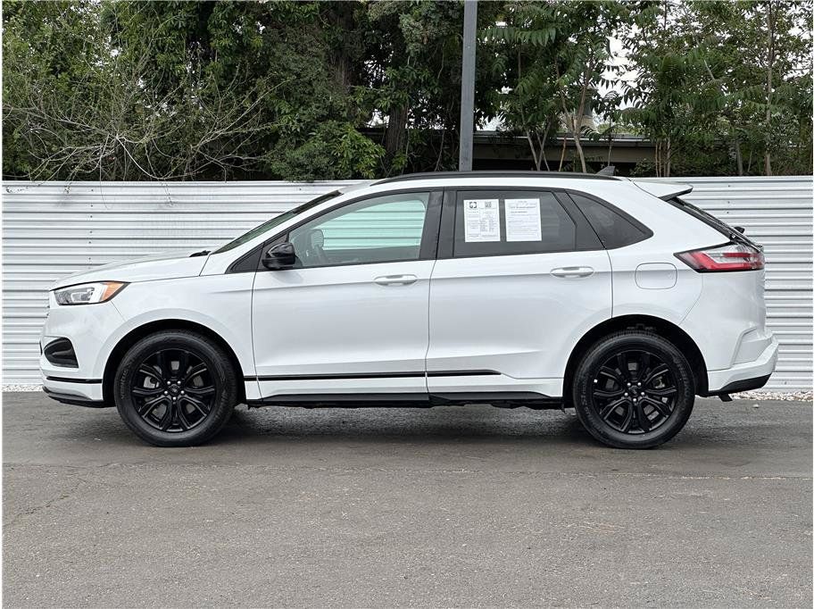 Used 2024 Ford Edge SE w/ Black Appearance Package AWD/4WD image 13