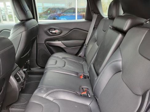 Used 2021 Jeep Cherokee Limited w/ Mopar Interior Package image 23