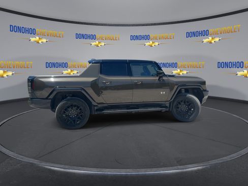 Used 2025 GMC Hummer EV 2X AWD/4WD image 12