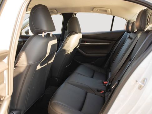 Used 2025 MAZDA MAZDA3 s image 12