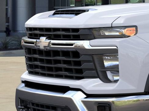 New 2025 Chevrolet Silverado 2500 LT w/ Convenience Package AWD/4WD image 13
