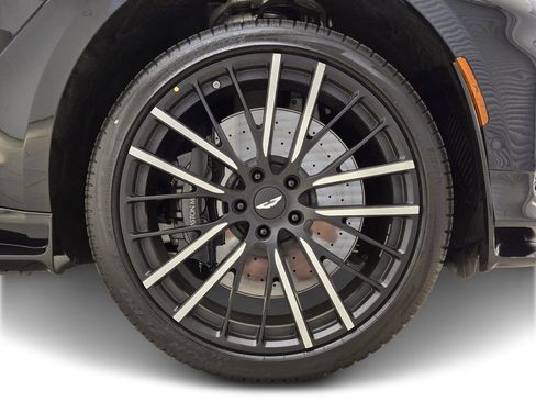 Used 2025 Aston Martin DBX 707 image 8