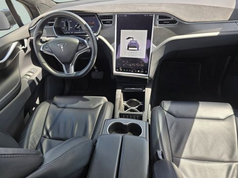 Used 2017 Tesla Model X 100D AWD/4WD image 36