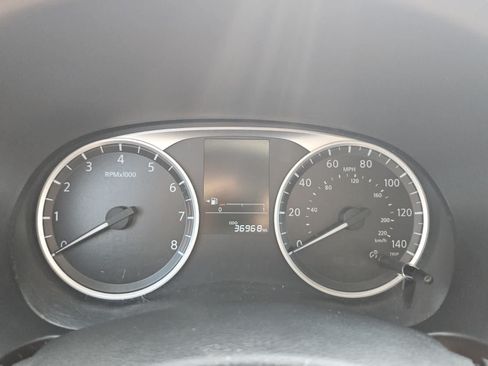 Used 2025 Nissan Kicks Play S FWD image 14