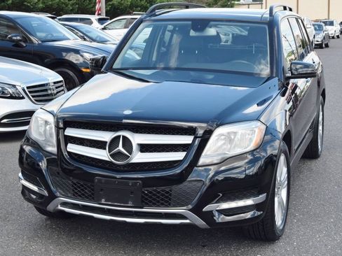 Used 2013 Mercedes-Benz GLK 350 4MATIC image 2