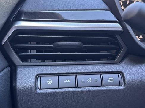 New 2026 Nissan Altima 2.5 SR w/ SR Premium Package FWD image 25