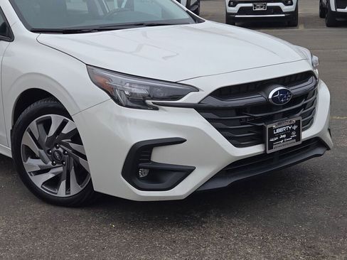 Used 2023 Subaru Legacy Limited image 2