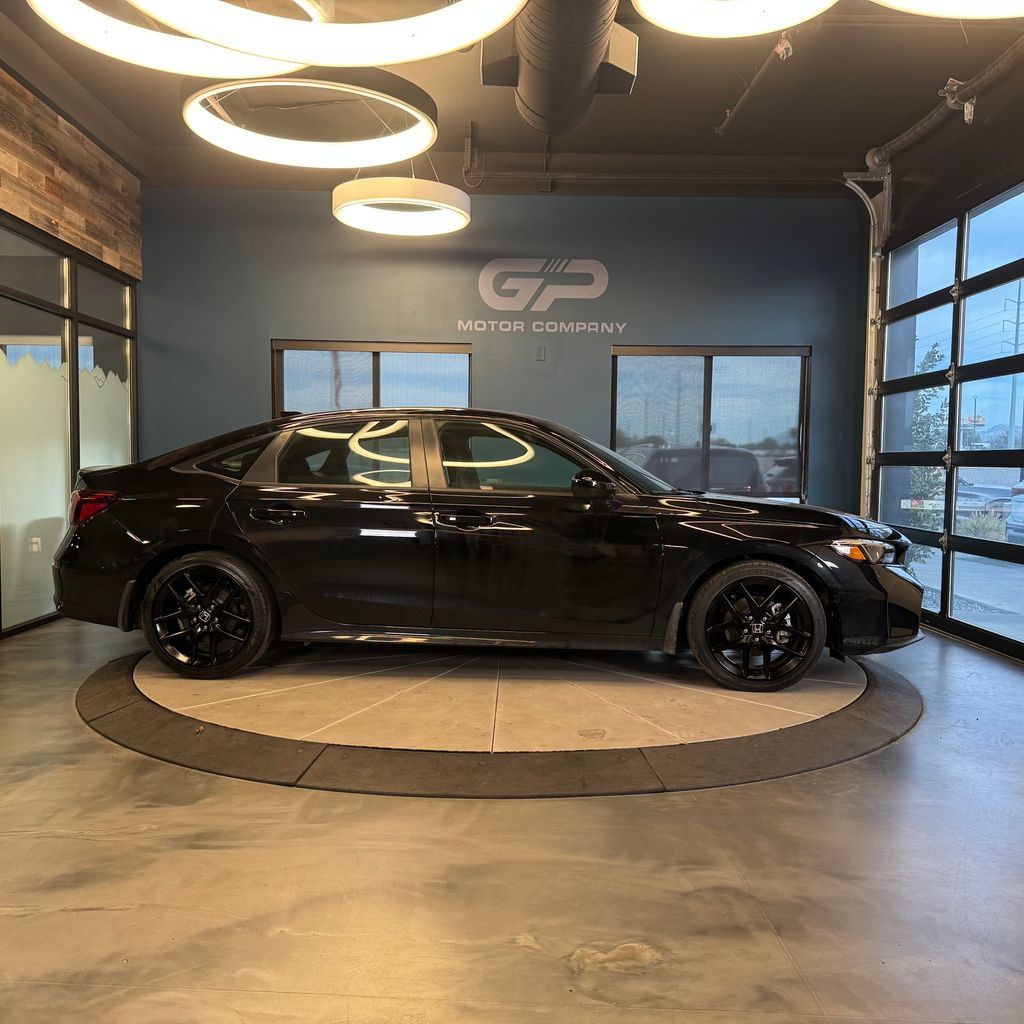 Used 2026 Honda Civic Sport image 2