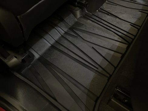 Used 2020 Buick Envision Essence image 29