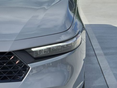 Used 2025 Honda Accord Sport image 10