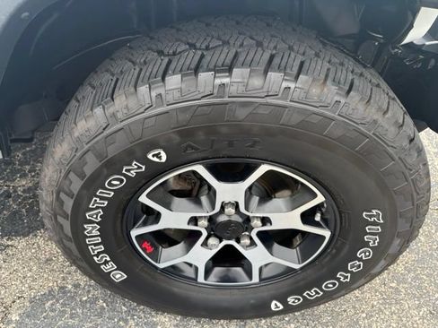 Used 2020 Jeep Wrangler Unlimited Sahara w/ Uconnect 4C Nav & Sound Group AWD/4WD image 20