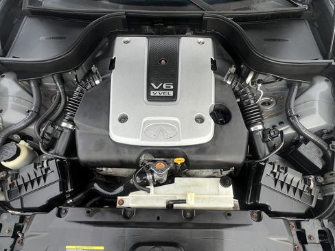 Used 2012 INFINITI G37 w/ Premium Pkg image 9