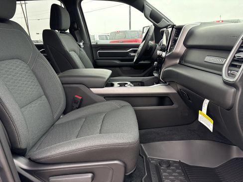 New 2026 RAM 1500 Big Horn AWD/4WD image 18