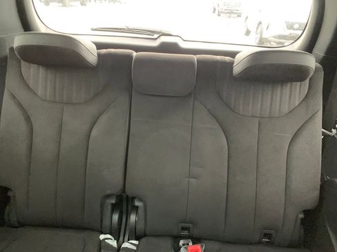 Used 2024 Hyundai Palisade Calligraphy image 28