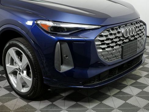 New 2025 Audi Q5 Premium Plus image 38