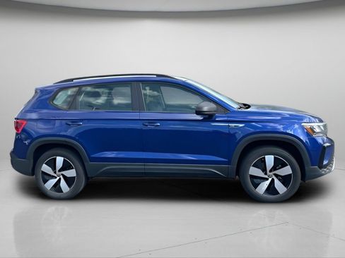 Used 2024 Volkswagen Taos S AWD/4WD image 5