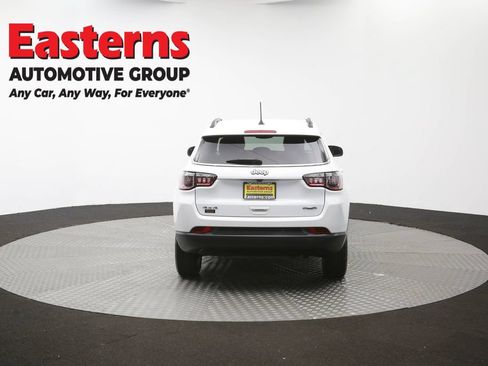 Used 2022 Jeep Compass Latitude w/ Convenience Group AWD/4WD image 36