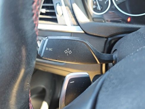 Used 2019 BMW 430i Convertible image 27