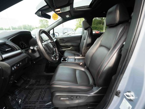 Used 2025 Honda Odyssey Sport-L image 9