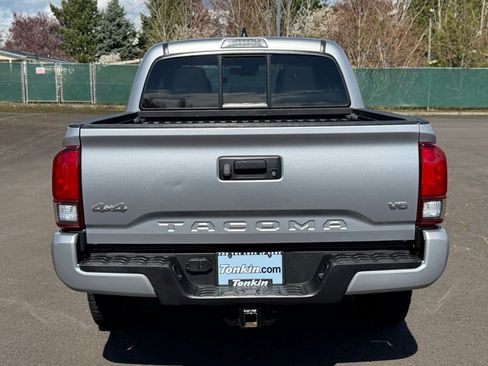 Used 2021 Toyota Tacoma SR image 6