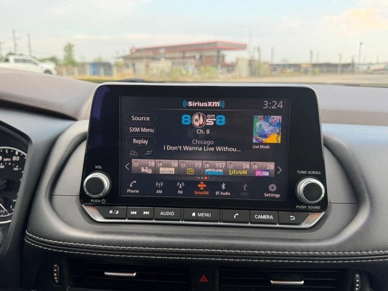 Used 2021 Nissan Rogue S FWD image 12