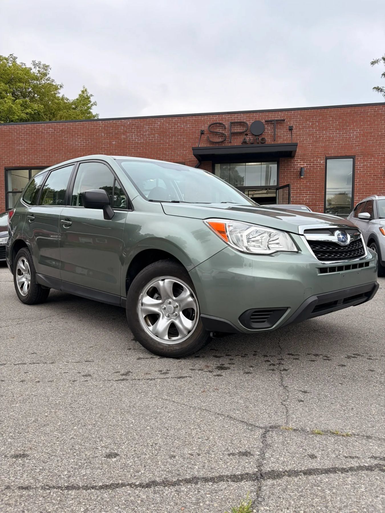 Used 2015 Subaru Forester 2.5i AWD/4WD image 1