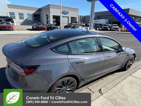 Used 2023 Tesla Model 3 Performance image 11