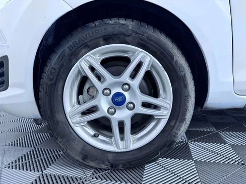 Used 2019 Ford Fiesta SE image 39