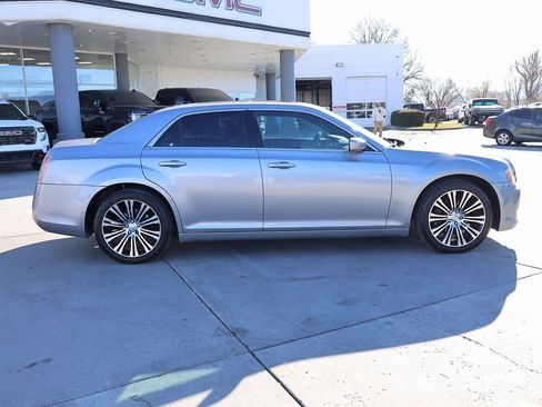Used 2013 Chrysler 300 S image 7