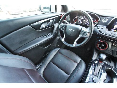 Used 2022 Chevrolet Blazer RS w/ Enhanced Convenience Package FWD image 9