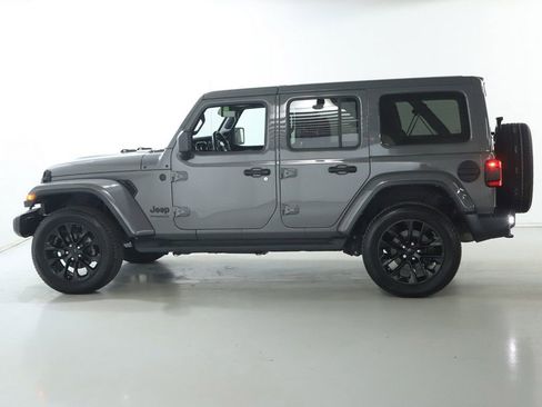 Used 2021 Jeep Wrangler Unlimited Sahara image 38