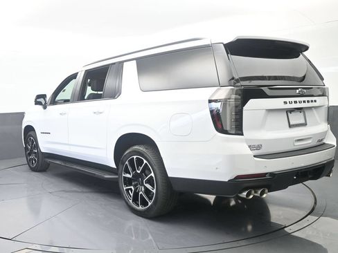 Used 2026 Chevrolet Suburban RST w/ Comfort Package RWD image 4