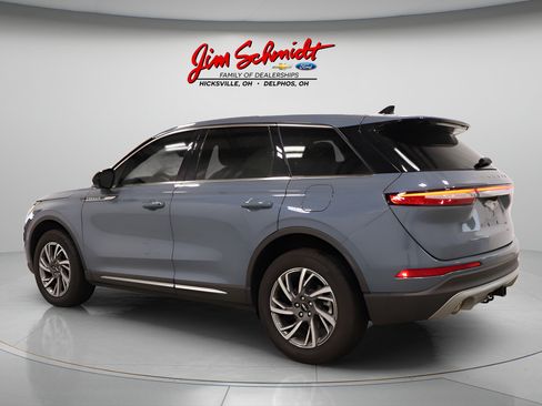 Used 2024 Lincoln Corsair AWD w/ Towing Package image 4