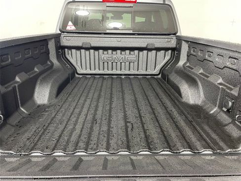 New 2026 GMC Canyon Elevation w/ Convenience Package image 15