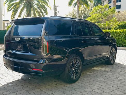 Used 2025 Cadillac Escalade Sport Platinum w/ LPO, ONYX Package image 27