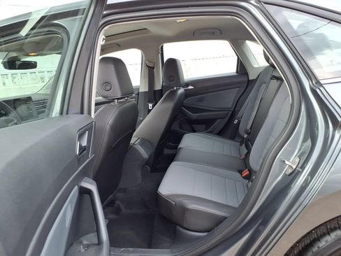 Used 2025 Volkswagen Jetta SE w/ Sunroof Package FWD image 23