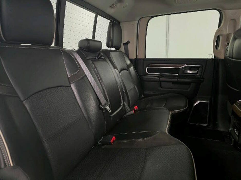 Used 2023 RAM 2500 Laramie AWD/4WD image 17