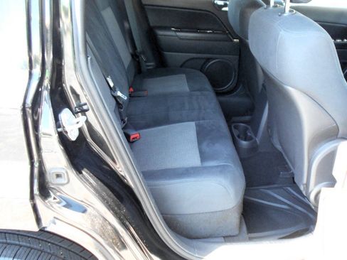 Used 2011 Jeep Patriot Latitude AWD/4WD image 22