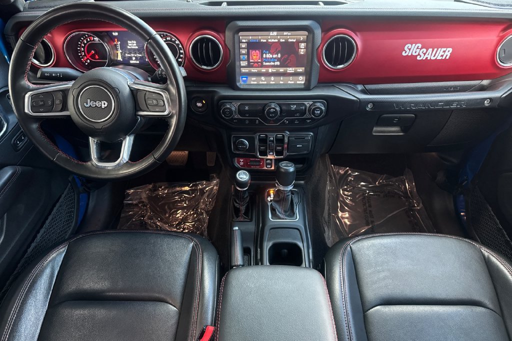 Used 2022 Jeep Wrangler Unlimited Rubicon w/ LED Lighting Group AWD/4WD image 13