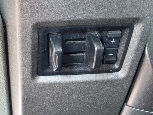 Used 2022 Ford F250 XL w/ Power Equipment Group AWD/4WD image 22