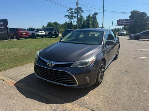 Used 2016 Toyota Avalon XLE FWD image 7