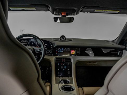 Certified 2025 Porsche Taycan image 21