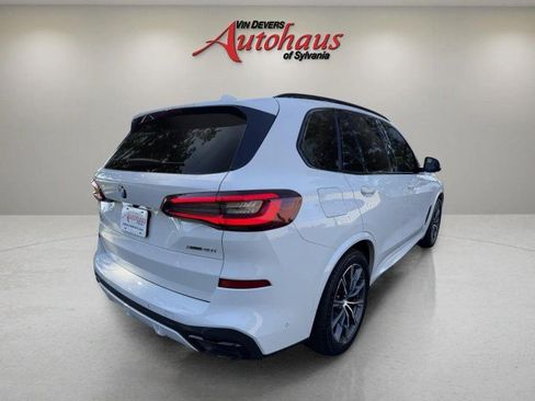 Used 2022 BMW X5 xDrive40i w/ M Sport Package AWD/4WD image 8