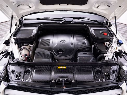 Used 2023 Mercedes-Benz GLS 450 4MATIC image 37