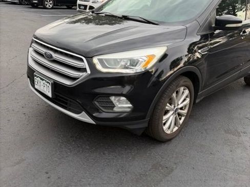 Used 2017 Ford Escape Titanium AWD/4WD image 3
