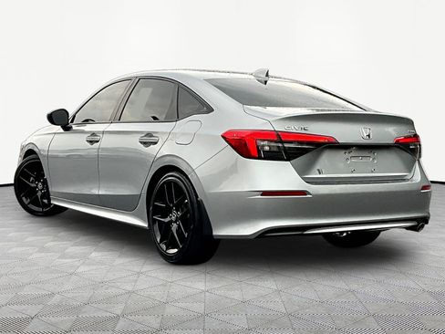 Used 2024 Honda Civic Sport image 4