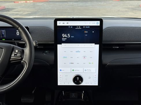 Used 2021 Ford Mustang Mach-E Premium image 24